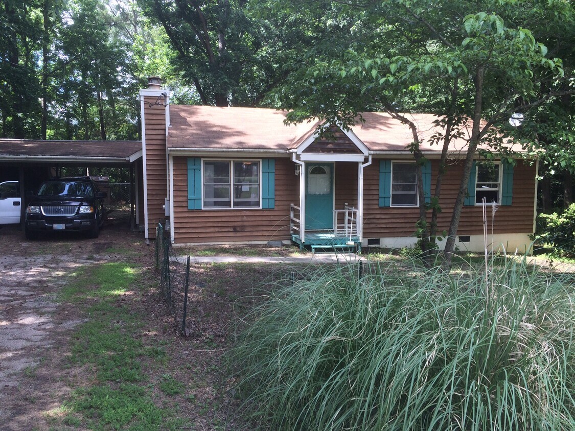Primary Photo - 112 Meadow Run