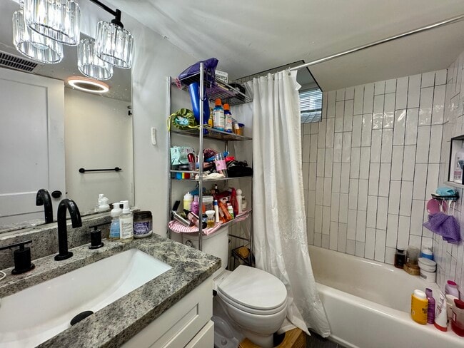 Building Photo - 234 Calumet St