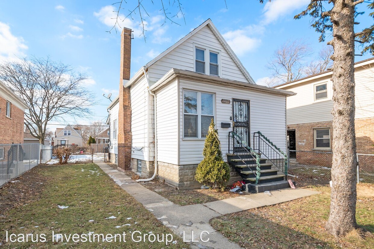 Primary Photo - 3 br, 1.5 bath House - 9248 S. Lowe Avenue