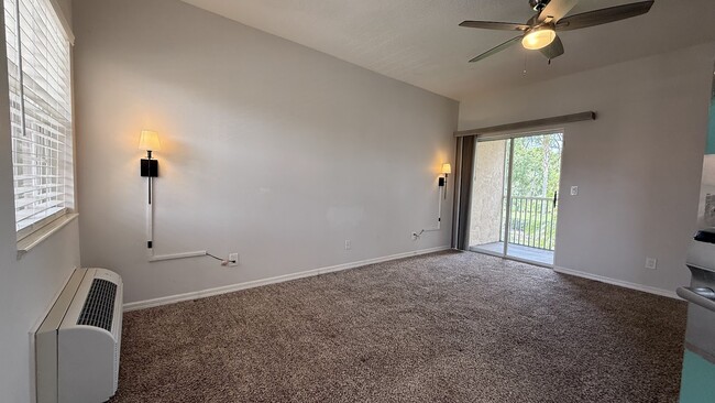 Building Photo - 10049 Perfect Dr