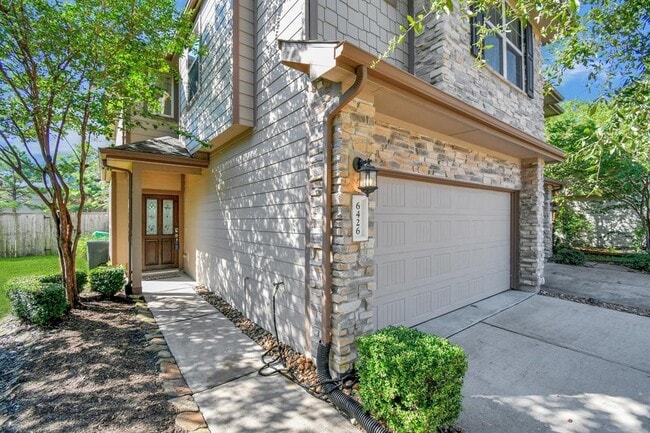 Building Photo - 6426 Haywards Crossing S Cir