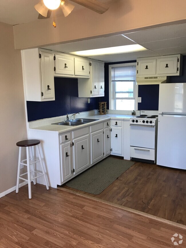Apartments For Rent in Lexington, IL 1 Rentals