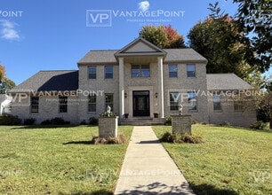Building Photo - 3121 Squire Ct