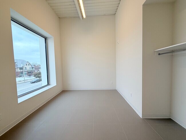 Photo du bâtiment - Newly Built 1-Bedroom, 1-Bathroom — Only $893 + Utilities!