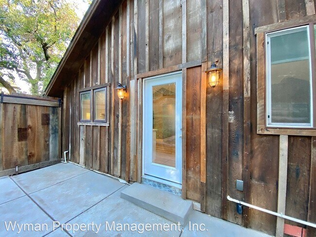 Foto del edificio - 1 br, 1 bath House - 146 A Heun Lane
