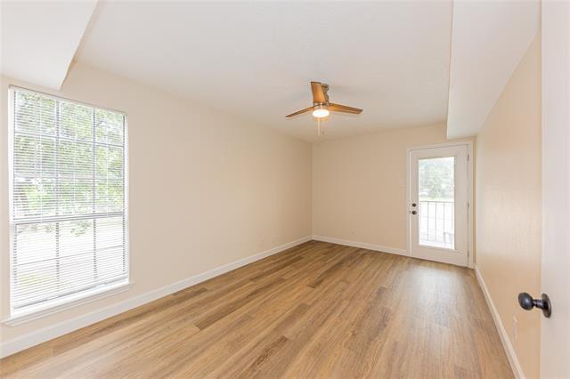 Foto del edificio - 7621 McCallum Blvd