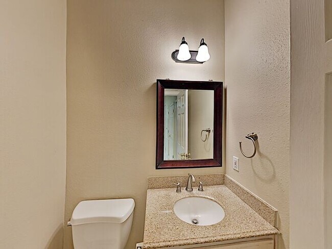 Building Photo - *No Application Fee*