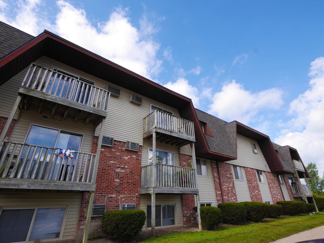 Timber Creek Apartments Apartments 3300 E Deerfield Rd Mount Pleasant