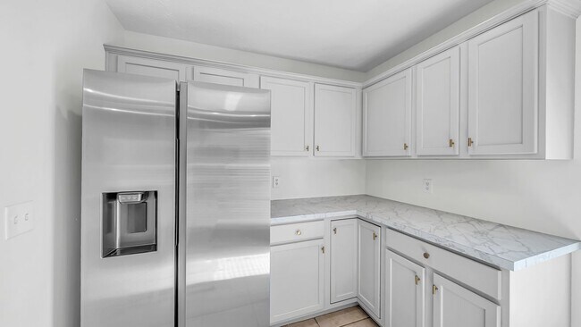 Foto del edificio - 2108 Sterling Cove Blvd