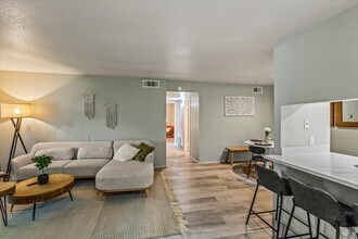 Building Photo - 2601 S Braeswood Blvd
