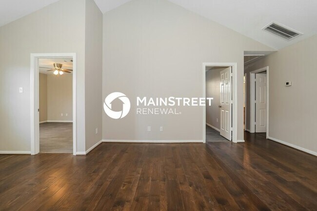 Building Photo - 4 Bedroom Pet-Friendly Home in Magnolia, TX with Main Street Renewal