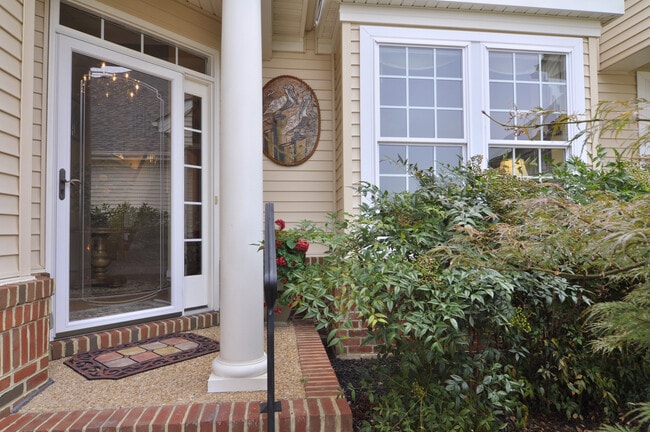 Photo - 6727 Evensong Ln House