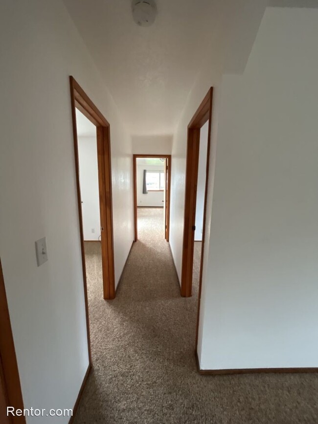 Building Photo - 3 br, 2 bath House - 2347 Bayview Lane