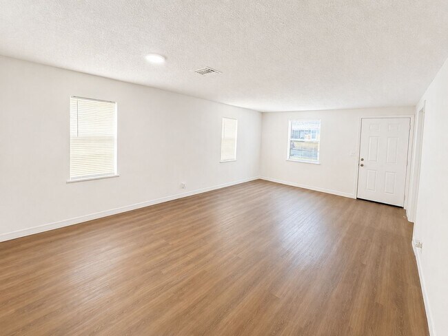 Foto del edificio - 1163 Engman St