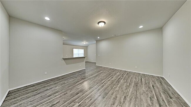 Building Photo - 1925 Timber Dale Dr