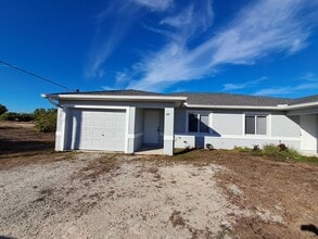 Building Photo - 1144-1146 Harry Ave S