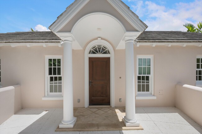 Building Photo - 750 S County Rd