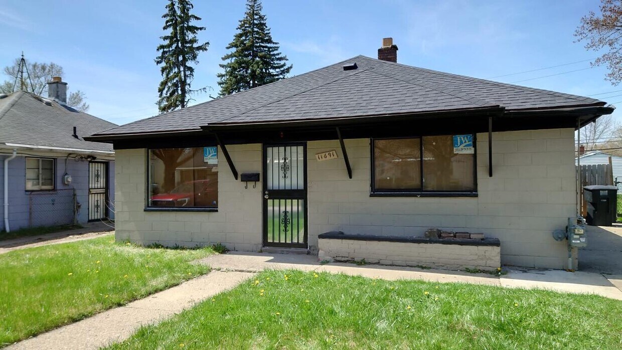Foto principal - 11691 Fielding St