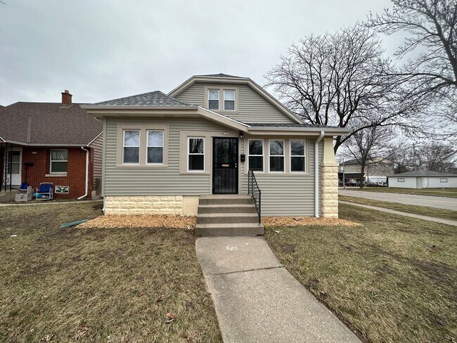 Foto del edificio - 6302 W Medford Ave