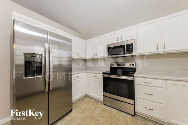 Foto del edificio - 2435 Wynbrook Dr