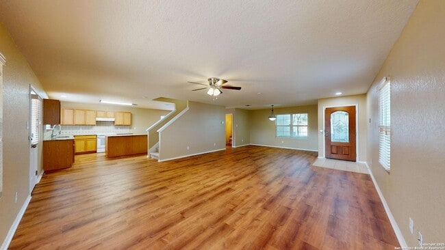 Building Photo - 117 Foxglove Pass