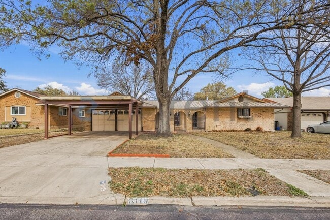 Building Photo - 3119 Satellite Dr