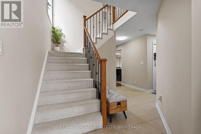 Building Photo - 8511 Jennifer Cres