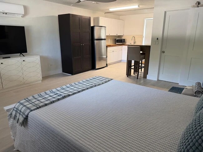 Foto del edificio - 14 Sunset Rd