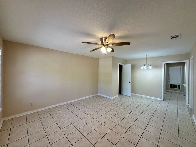 Building Photo - 1802/1804 Poage (C)