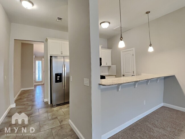 Foto del edificio - 1120 Merlin Dr