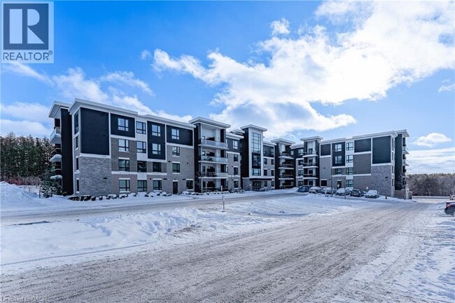 Photo du bâtiment - 1280 Gordon St