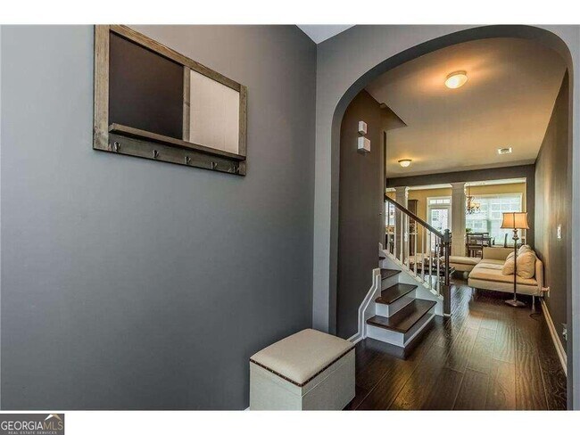 Foto del edificio - 2631 Pierce Brennen Ct NE