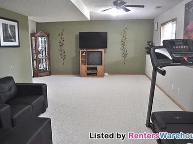 Building Photo - 21354 Idaho Ave