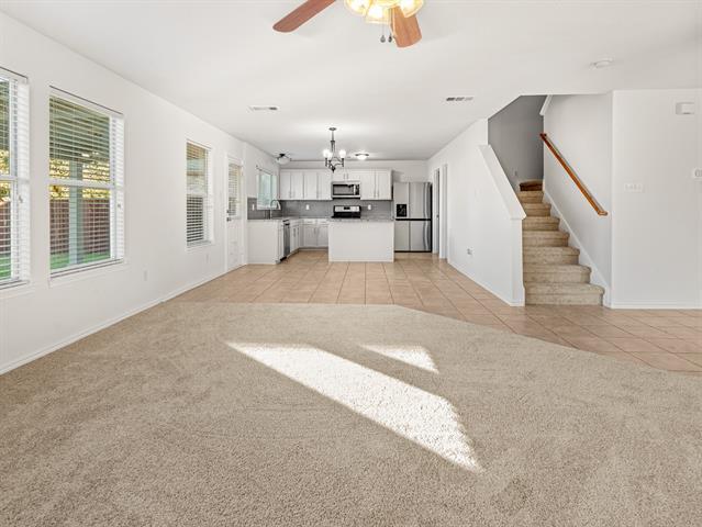 Foto del edificio - 4301 Latigo Cir