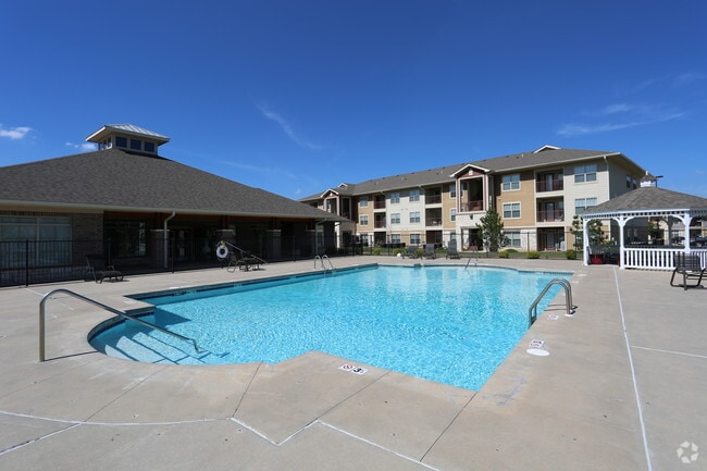 Piscina - Inwood Crossings