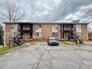 Building Photo - 4527 Glade Rd