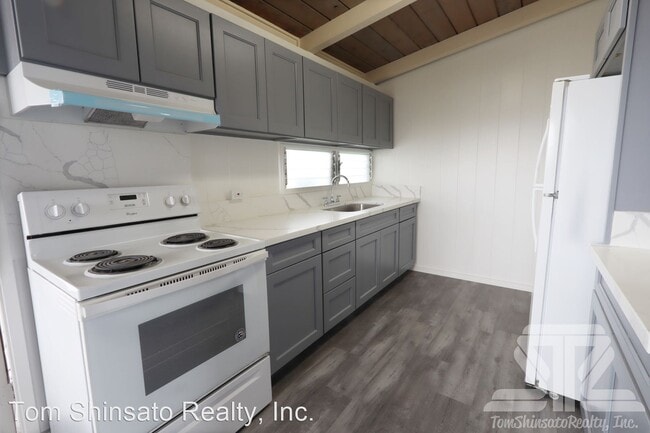 Building Photo - 3 br, 1 bath House - 2349 Ahakuhina Place