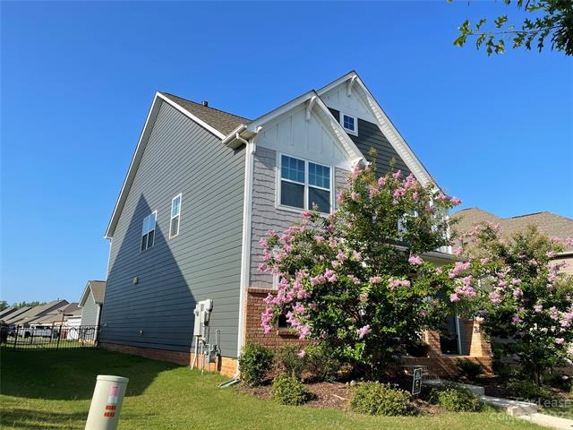 Building Photo - 3001 Kensley Dr