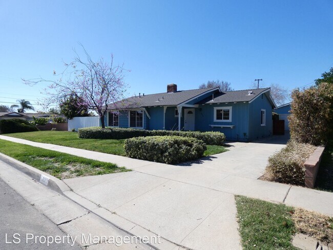 Foto del edificio - 3 br, 2 bath House - 611 Rigsby St.