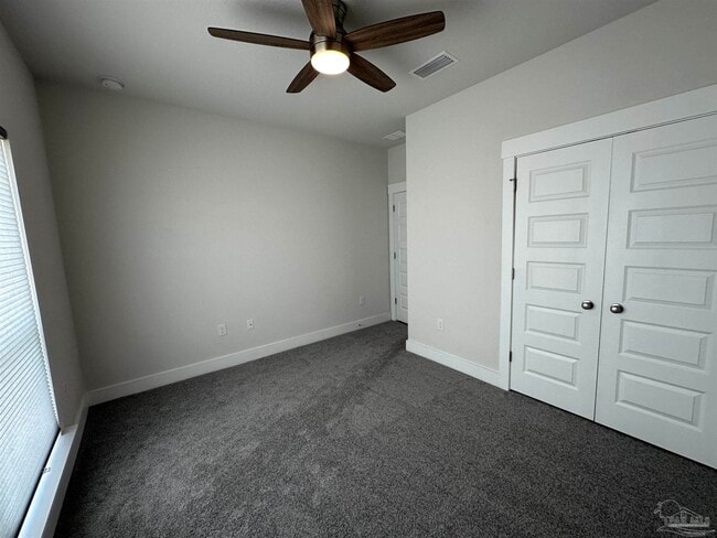 Building Photo - 236 Camellia Dr
