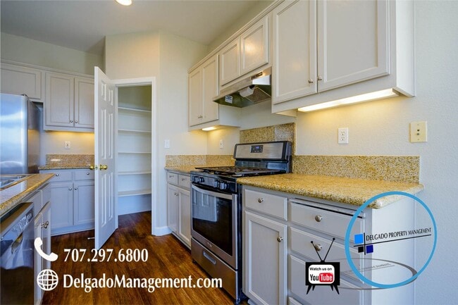 Foto del edificio - Gorgeous single level home located in the Northgate neighborhood of East Vallejo
