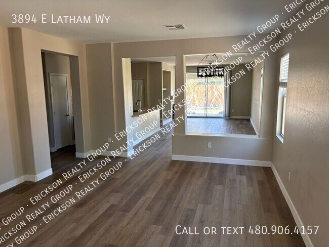 Foto del edificio - 3894 E Latham Way