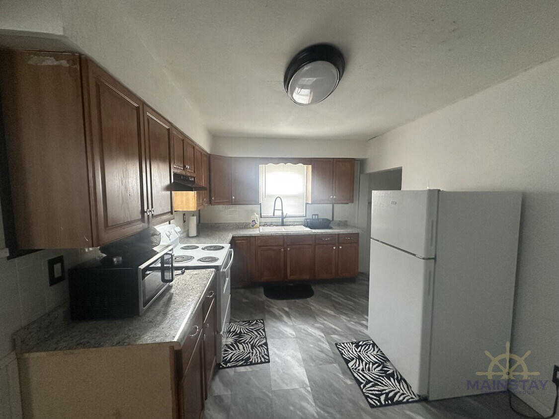 Foto principal - 112 W 26th St