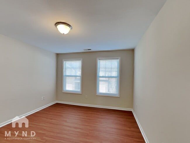 Building Photo - 7705 Weathered Oak Way