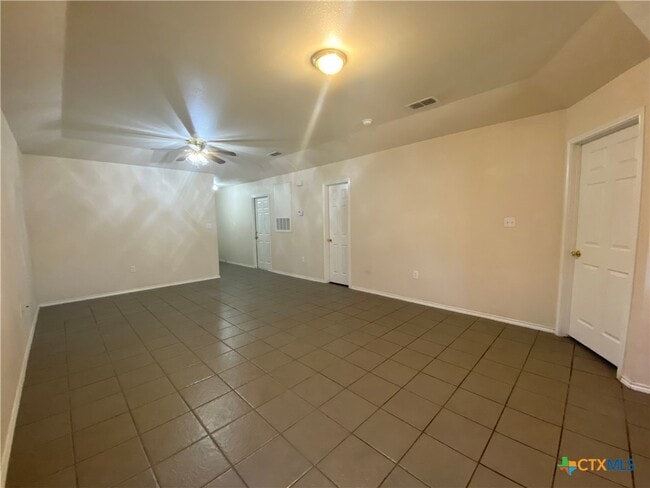Building Photo - 239 Rosalie Dr
