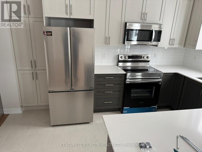 Photo du bâtiment - 944 Seagrave Ln