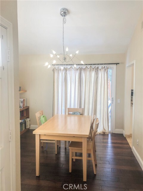 Building Photo - 19 Spicewood