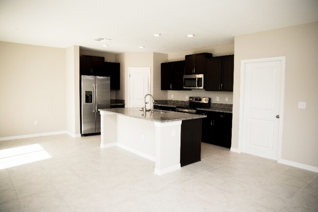 Foto del edificio - 552 Argyll Dr