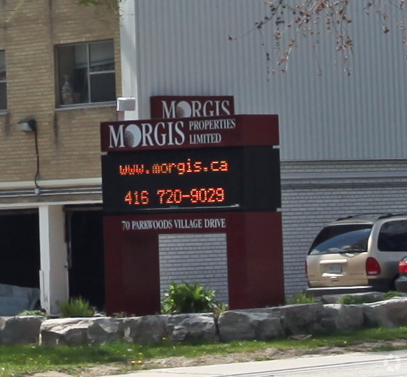 Building Photo - 67 & 70 Parkwoods Village Dr