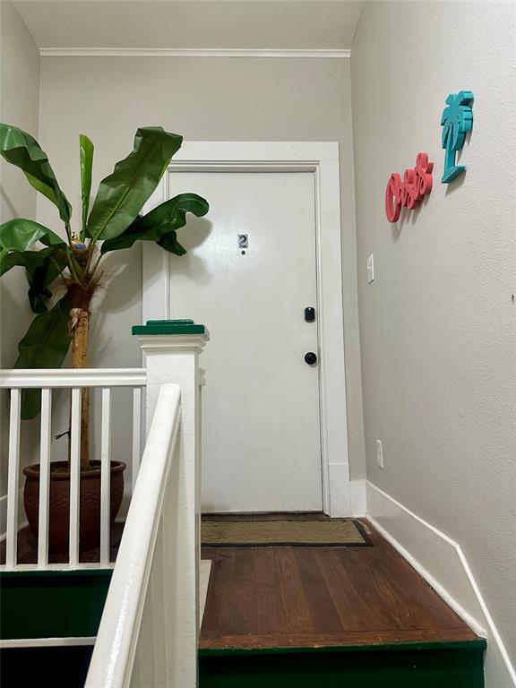 Primary Photo - 2225 Bernardo De Galvez Ave